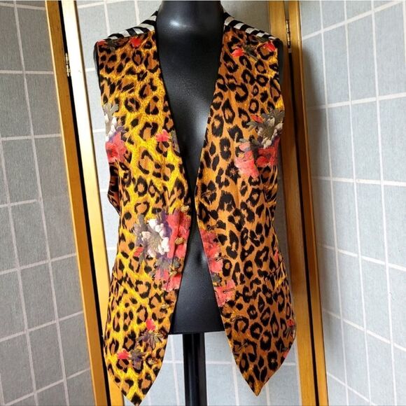 Moschino   - Picture 12 of 14